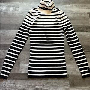 White House Black Market Monochrome Striped Knit Top